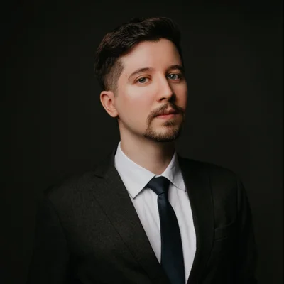 Vítor Santiago - Advogado Especialista em Direito Digital e Plataformas